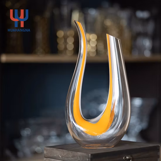 Luxuriöser, einzigartiger, farbiger U-förmiger Kristall-Rotweinglas-Dekanter im Großhandel